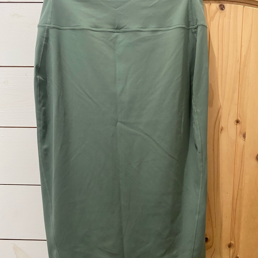 lululemon  Nulu Slim-Fit High-Rise Skirt